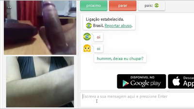 Mož in žena uživata v masturbaciji neznancev